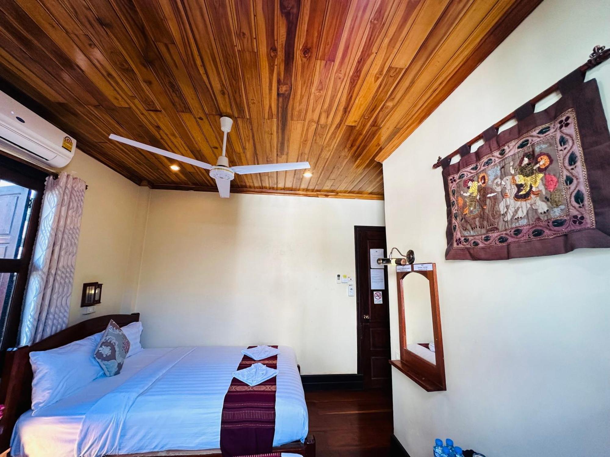 Anisa Mekong Riverside Villa Луанг Прабанг Екстериор снимка